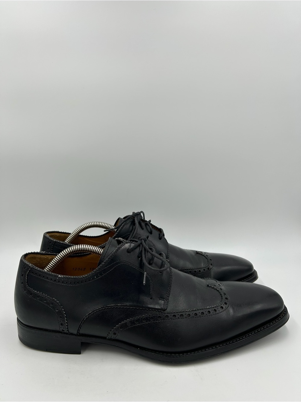 Magnanni for Neiman Marcus Black Wing Tip Dress Shoes 12342 Men's Size 10.5 D